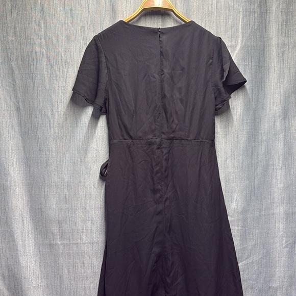 🏁 Elegant Black Maxi Dress size medium NWT - Picture 2 of 8